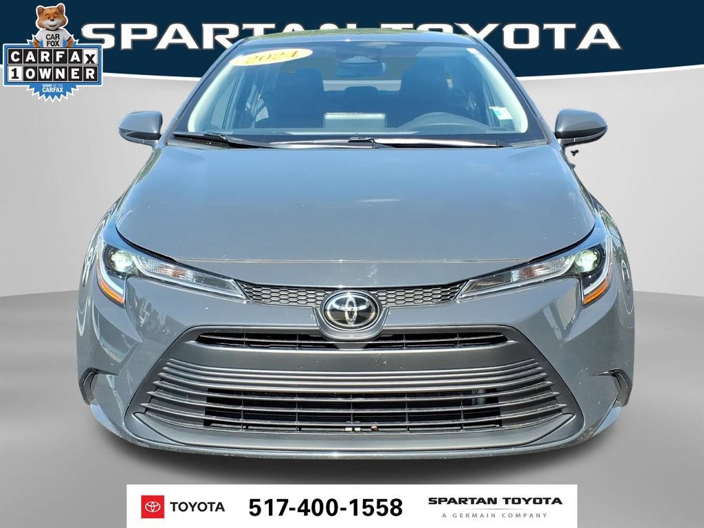 Used 2024 Toyota Corolla LE FWD image 3