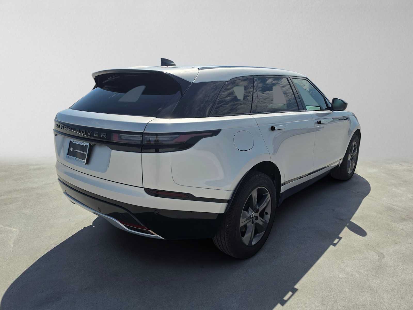 Used 2024 Land Rover Range Rover Velar Dynamic SE AWD/4WD image 8