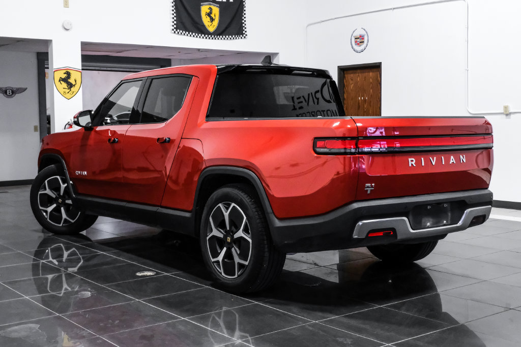 Used 2023 Rivian R1T Adventure Dual AWD/4WD image 16