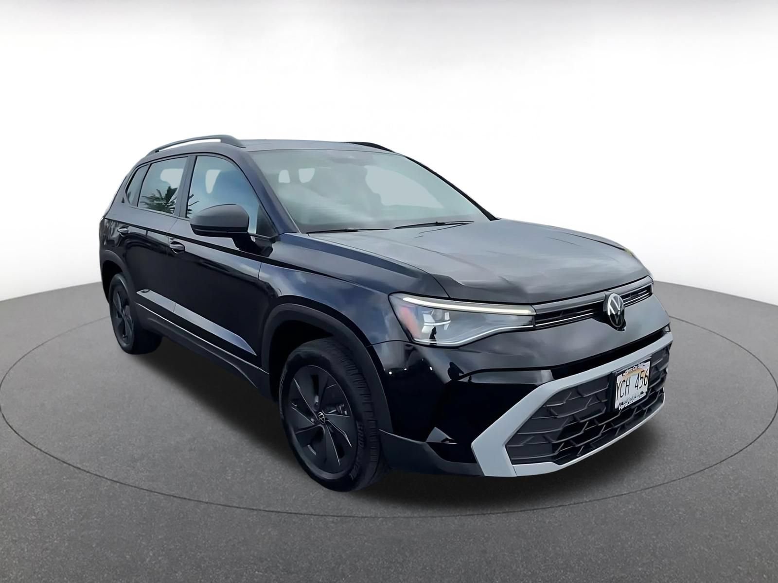 Used 2026 Volkswagen Taos S FWD image 3
