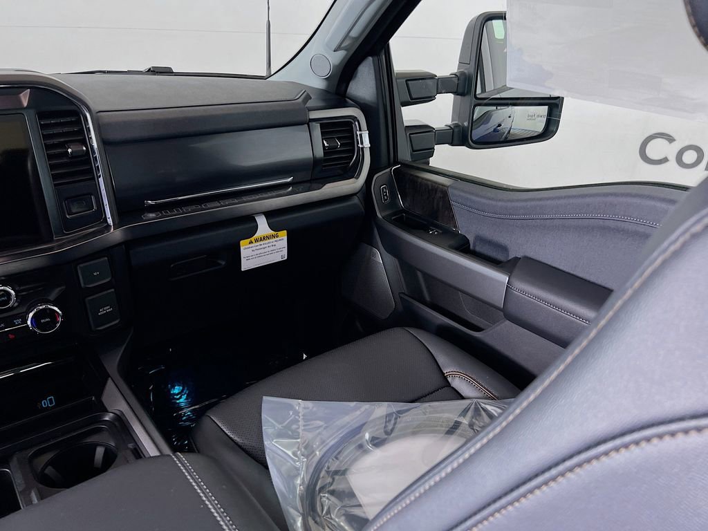 New 2026 Ford F350 Lariat w/ Black Appearance Package image 27