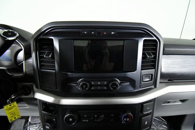 Used 2021 Ford F150 XLT AWD/4WD image 4
