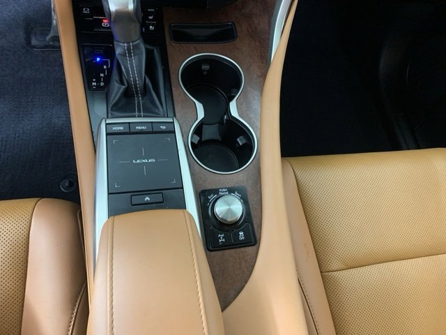 Used 2021 Lexus RX 350L Premium w/ Premium Package image 31