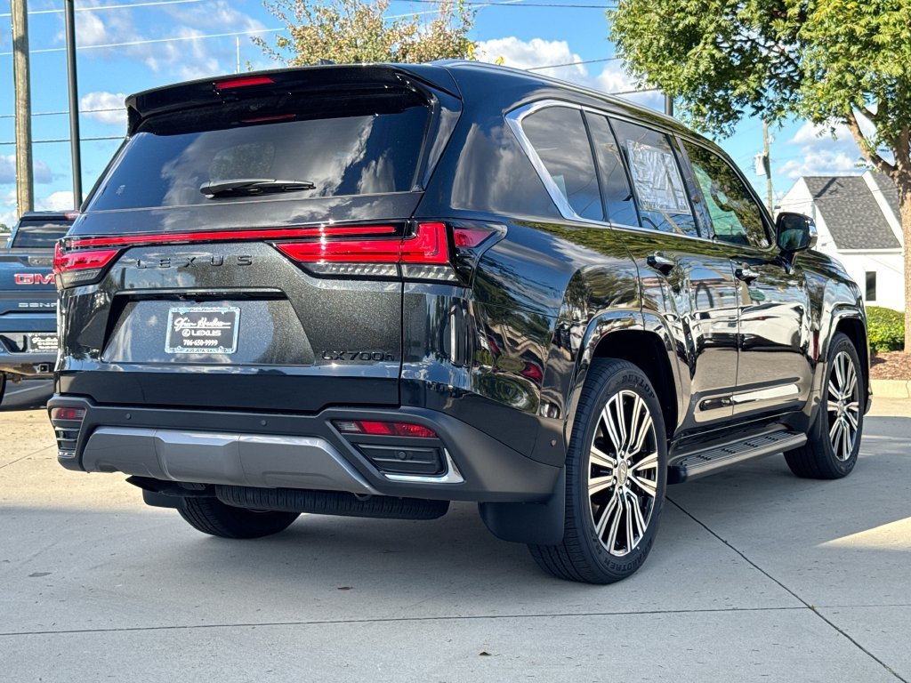 New 2026 Lexus LX 700h Luxury AWD/4WD image 8