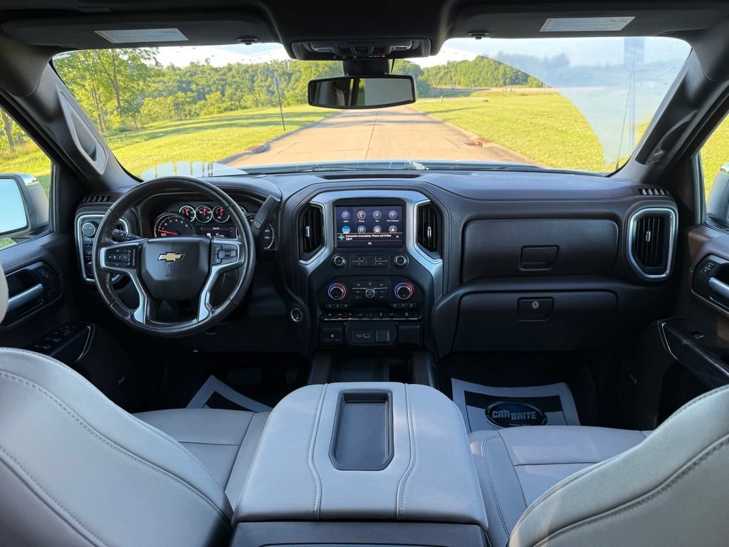 Used 2021 Chevrolet Silverado 1500 LTZ w/ LTZ Premium Package AWD/4WD image 18