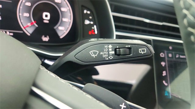 Used 2023 Audi Q8 Prestige w/ Prestige Package image 45