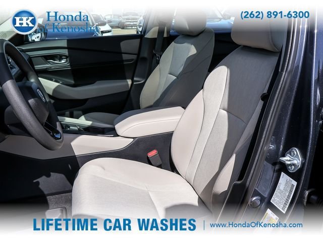 Certified 2025 Honda Accord SE image 9