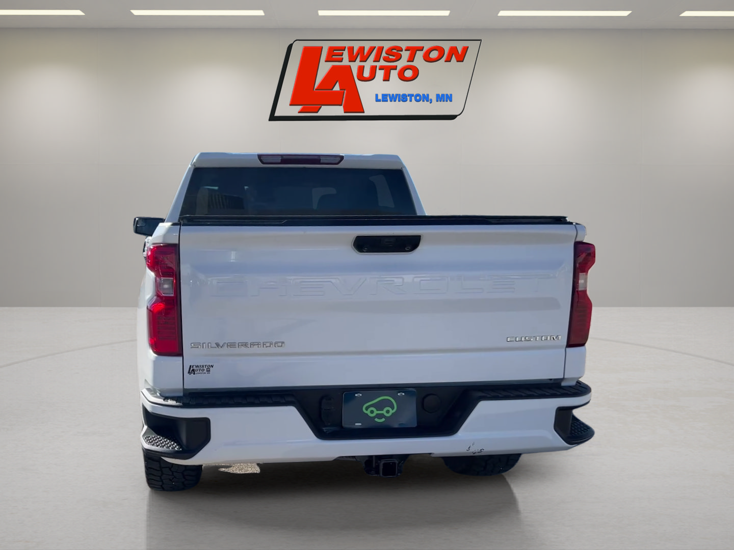 Certified 2024 Chevrolet Silverado 1500 Custom AWD/4WD image 4