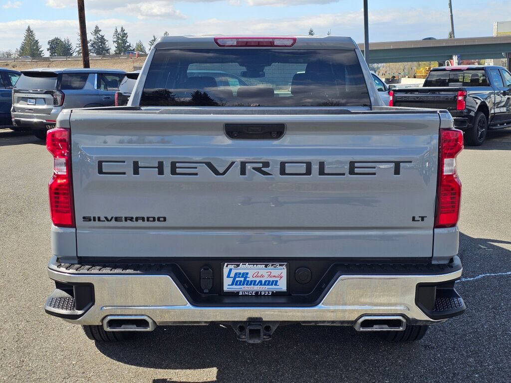 Used 2024 Chevrolet Silverado 1500 LT w/ Z71 Off-Road Package image 6