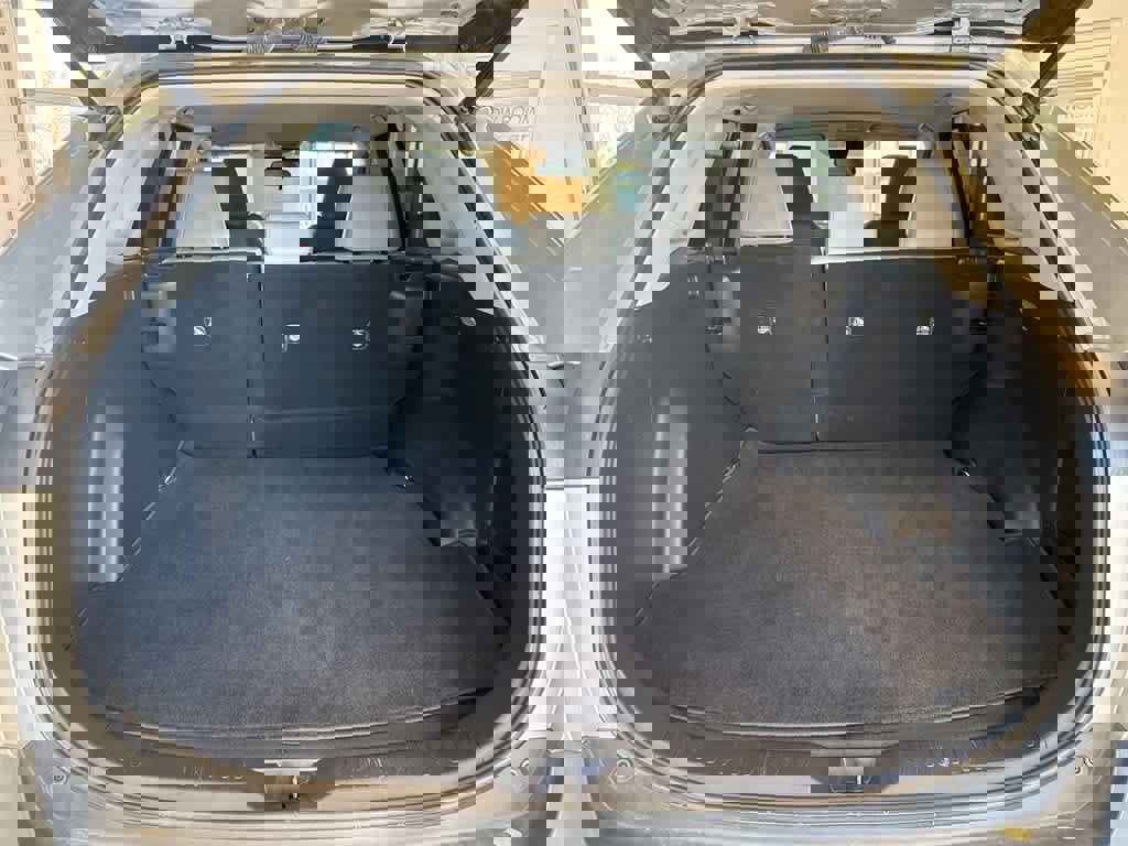 Used 2021 Toyota RAV4 XLE Premium image 35