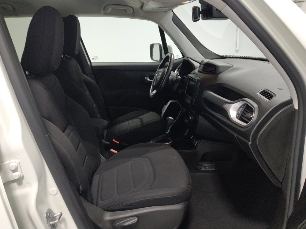 Used 2021 Jeep Renegade Latitude w/ Convenience Group image 21