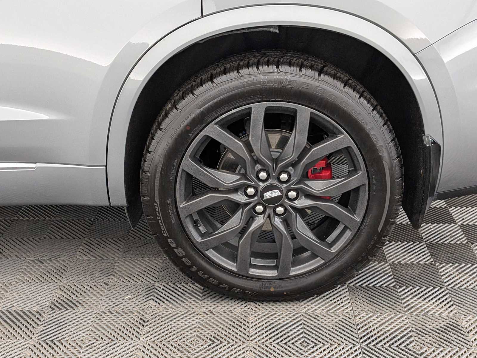 Used 2024 Cadillac XT6 Sport image 15