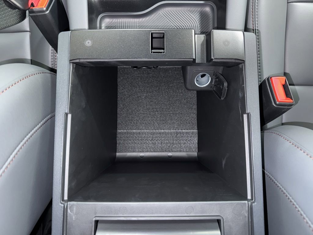 New 2026 Ford Explorer Active w/ Active Comfort Package image 30