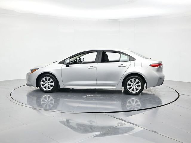 Used 2024 Toyota Corolla LE FWD image 7