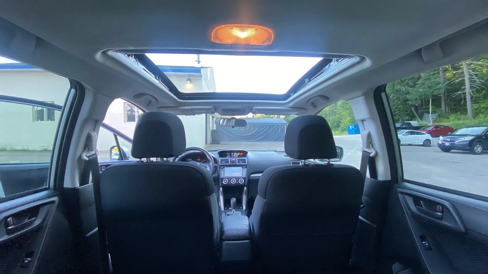 Used 2018 Subaru Forester 2.5i Premium w/ All-Weather Package AWD/4WD image 12
