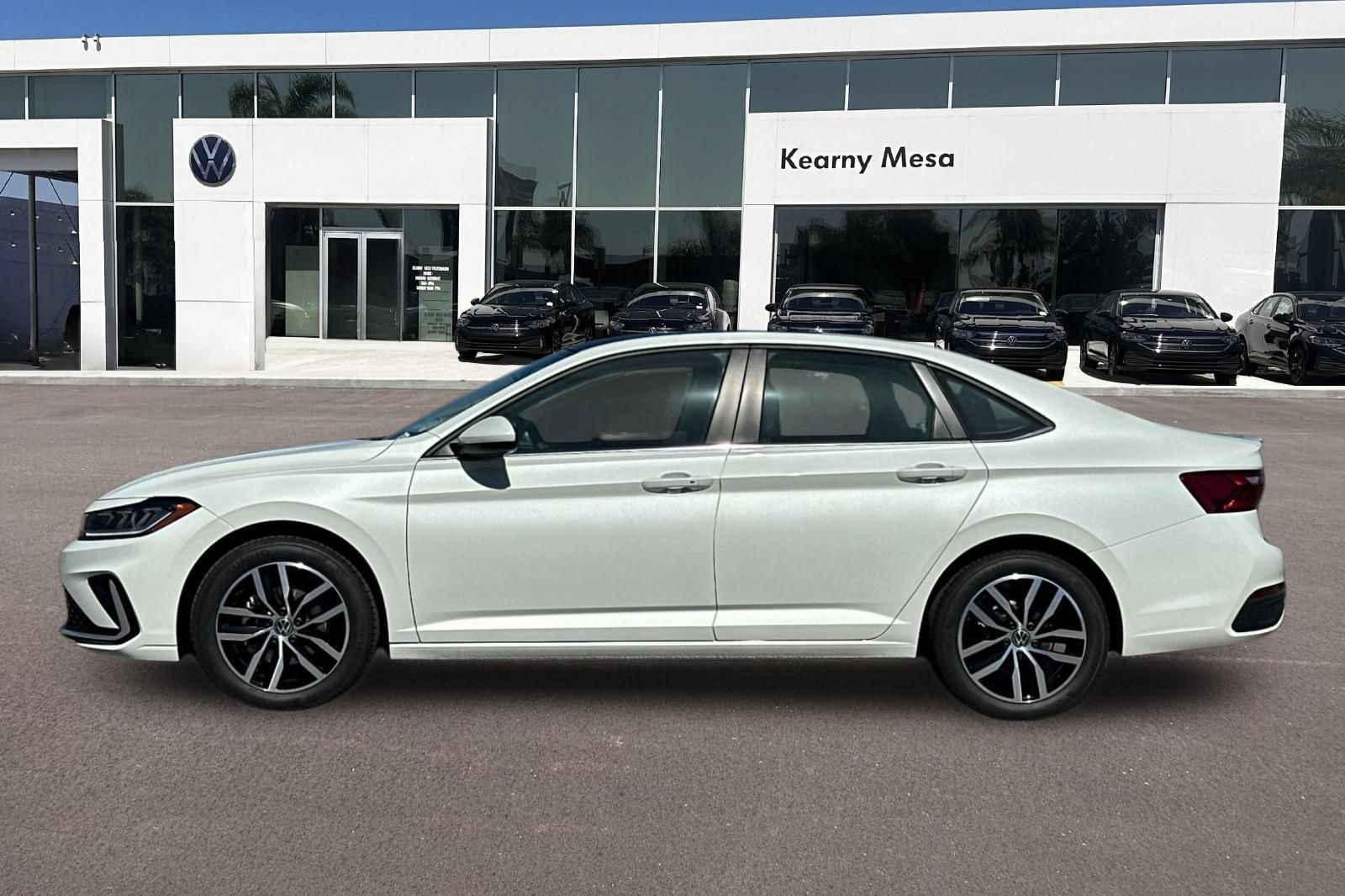 New 2026 Volkswagen Jetta SE FWD image 7
