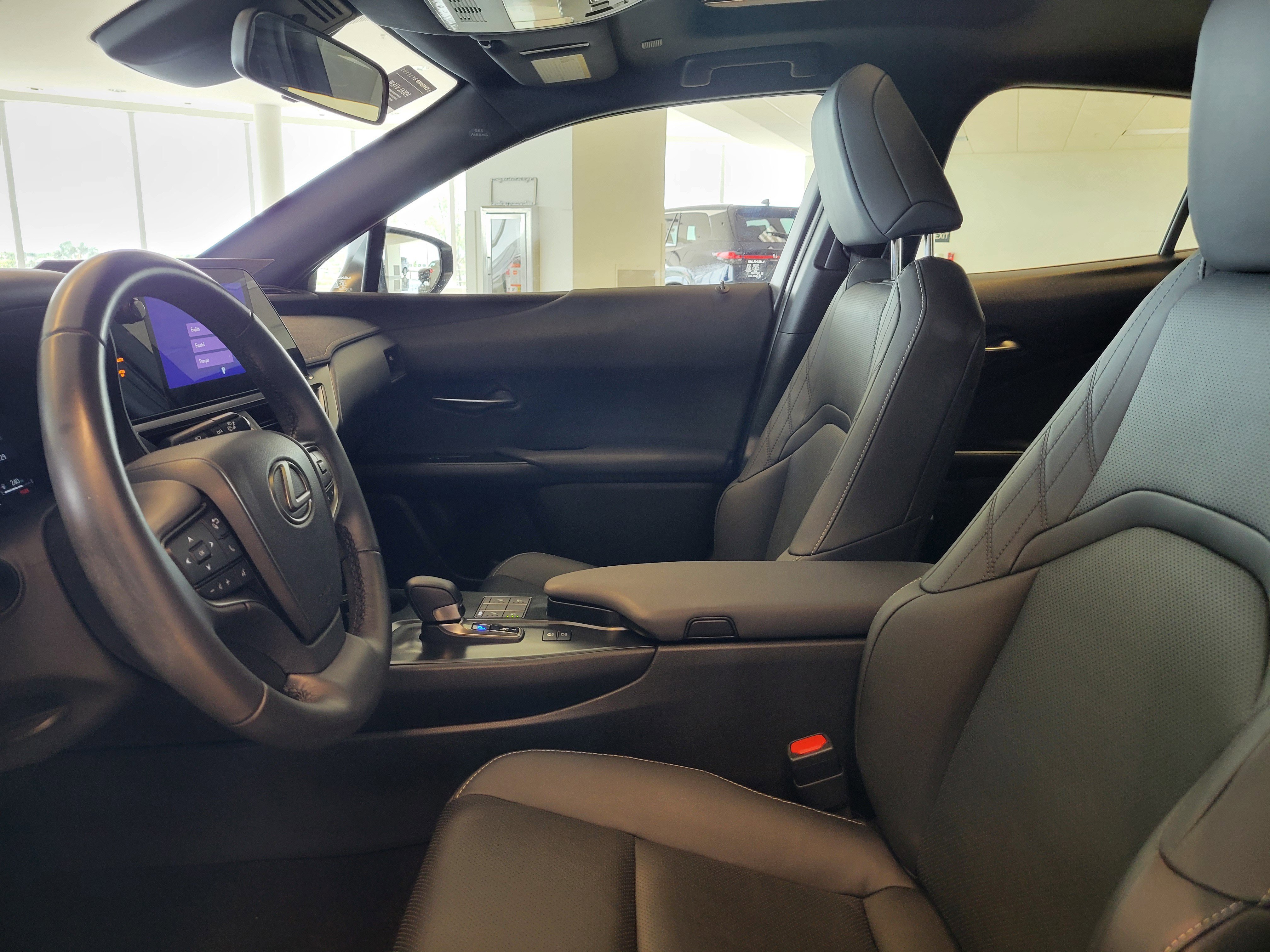 Used 2025 Lexus UX 300h FWD image 25