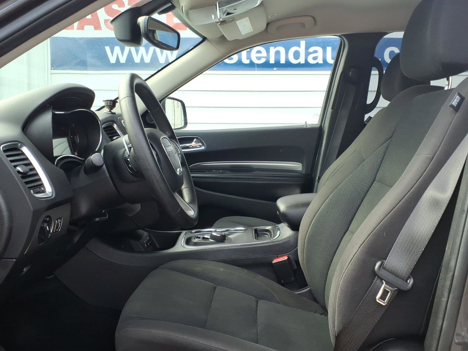 Used 2017 Dodge Durango SXT w/ 3rd Row Seating Group image 7