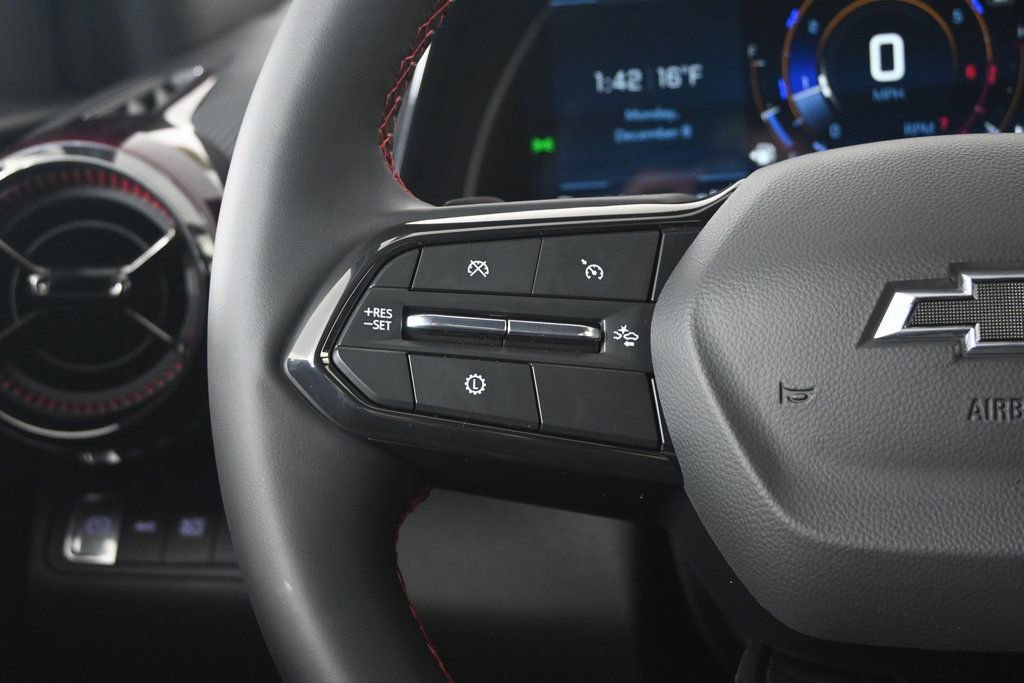 New 2026 Chevrolet Equinox RS w/ Convenience Package III image 34