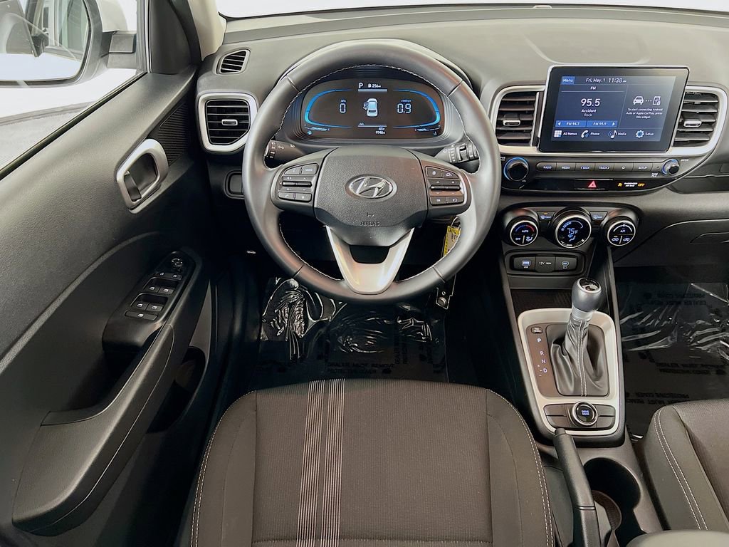 Used 2023 Hyundai Venue SEL w/ Cargo Package FWD image 21
