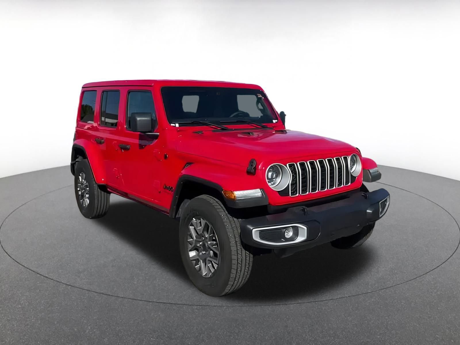 Used 2025 Jeep Wrangler Sahara image 2