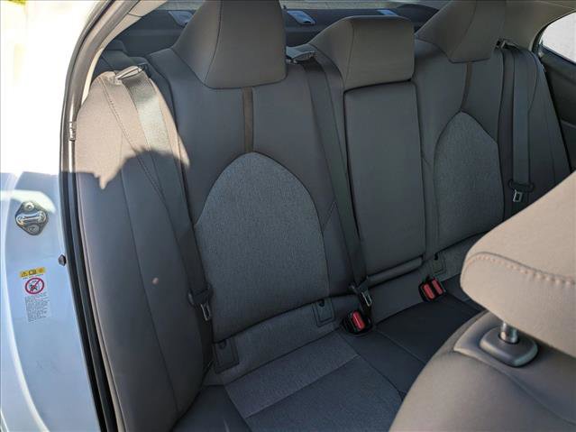 Used 2019 Toyota Camry LE image 16