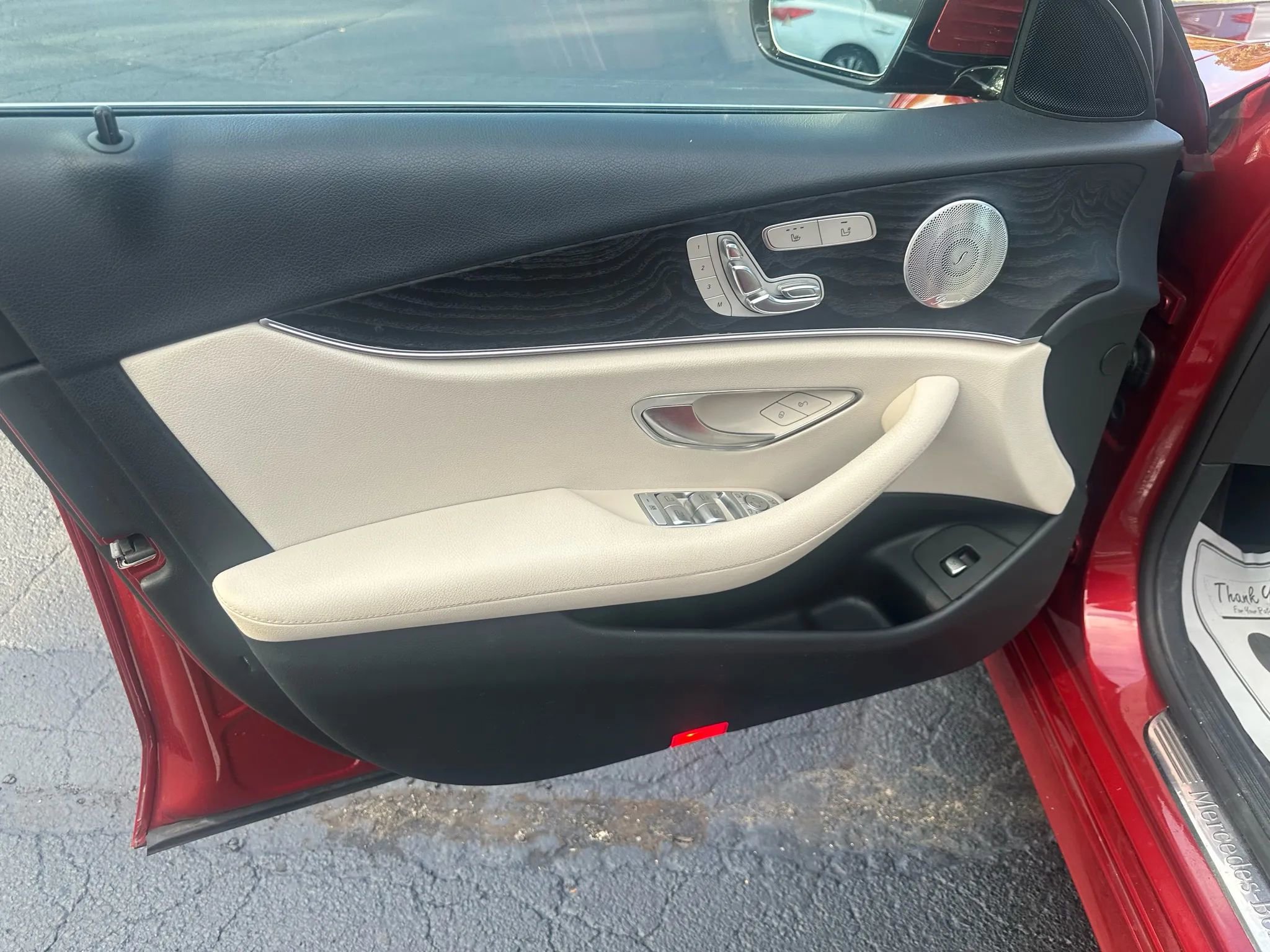 Used 2017 Mercedes-Benz E 300 4MATIC image 10