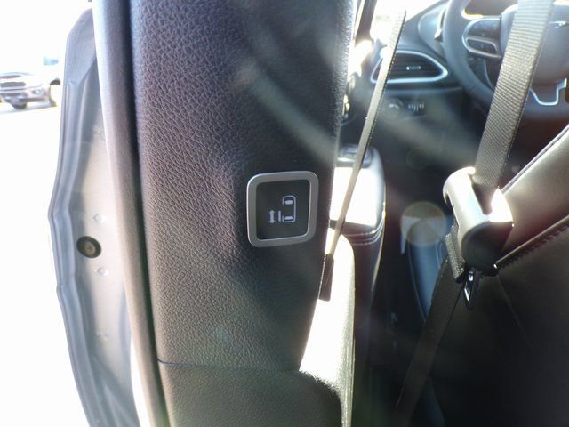 New 2026 Chrysler Voyager LX FWD image 11