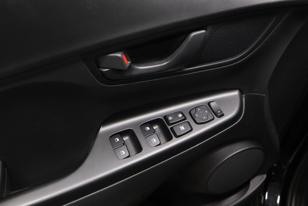 Certified 2023 Hyundai Kona SE w/ Cargo Package image 22