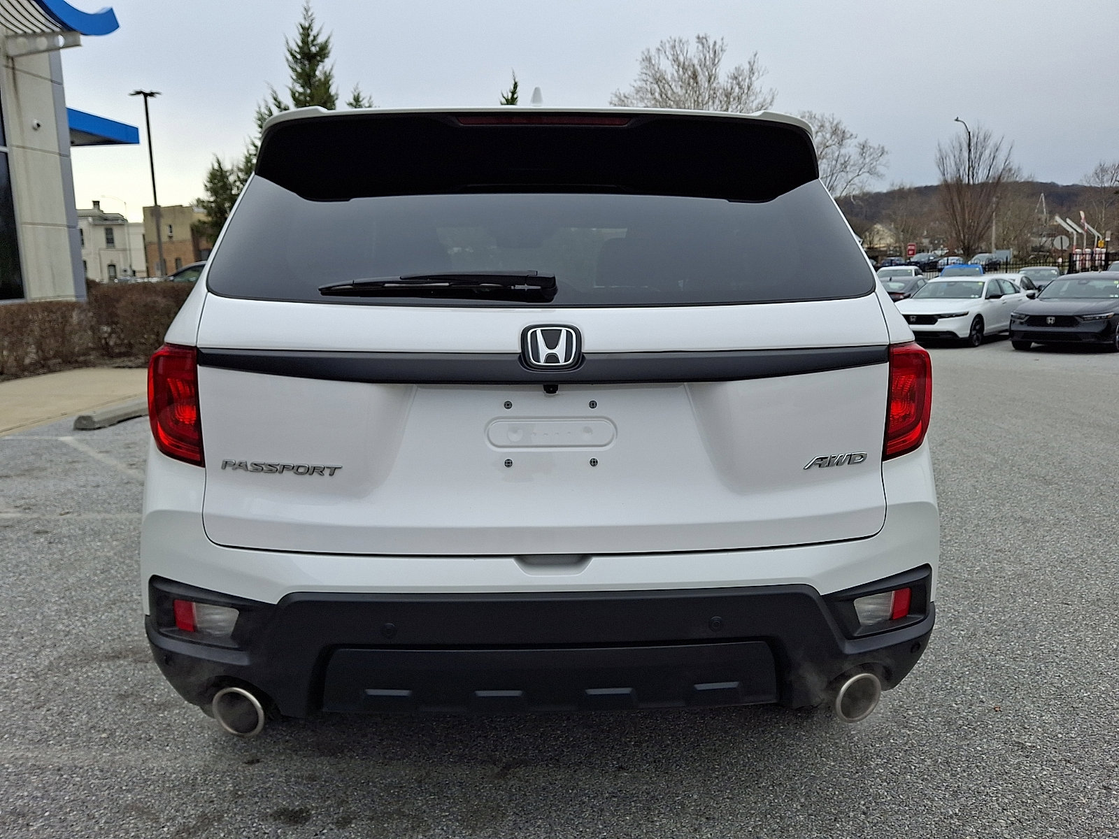 Used 2023 Honda Passport EX-L image 5