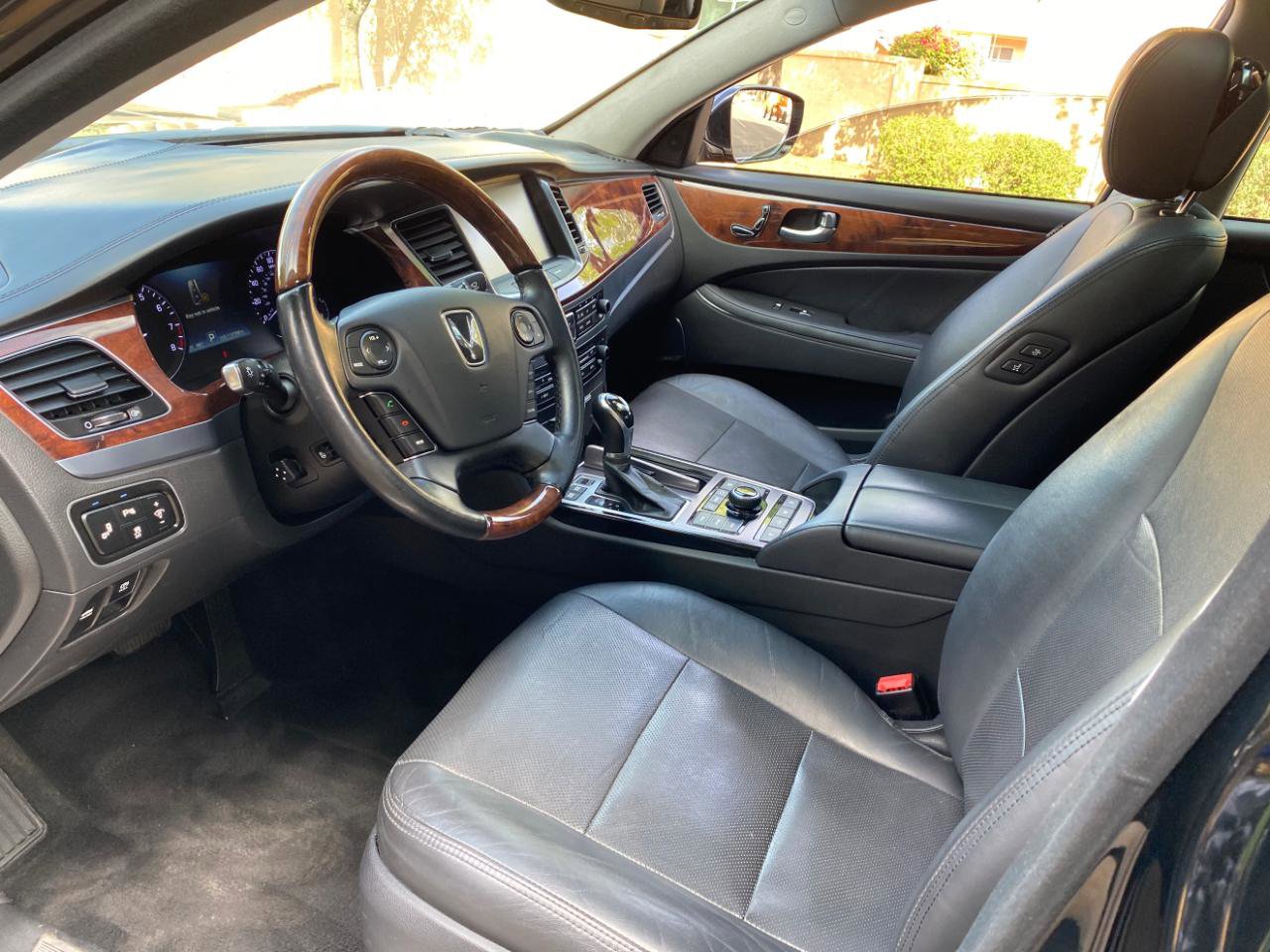 Used 2015 Hyundai Equus Signature image 34