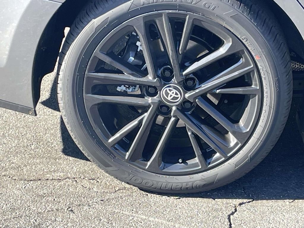 Used 2020 Toyota Camry XSE image 13