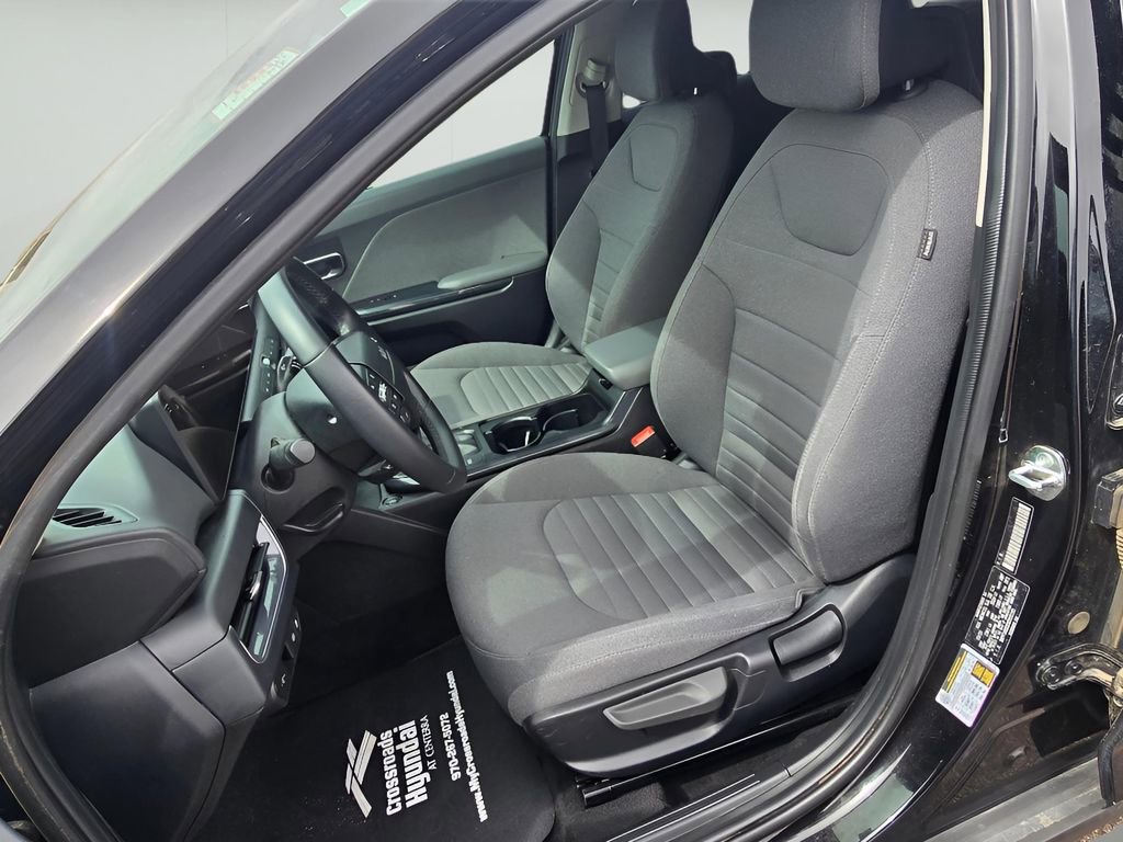 Used 2025 Kia K4 EX image 22