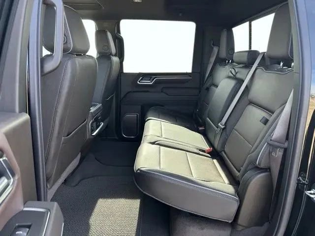 New 2026 GMC Sierra 3500 Denali w/ Technology Package image 18