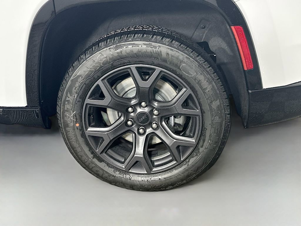 New 2026 Jeep Grand Wagoneer Limited image 17