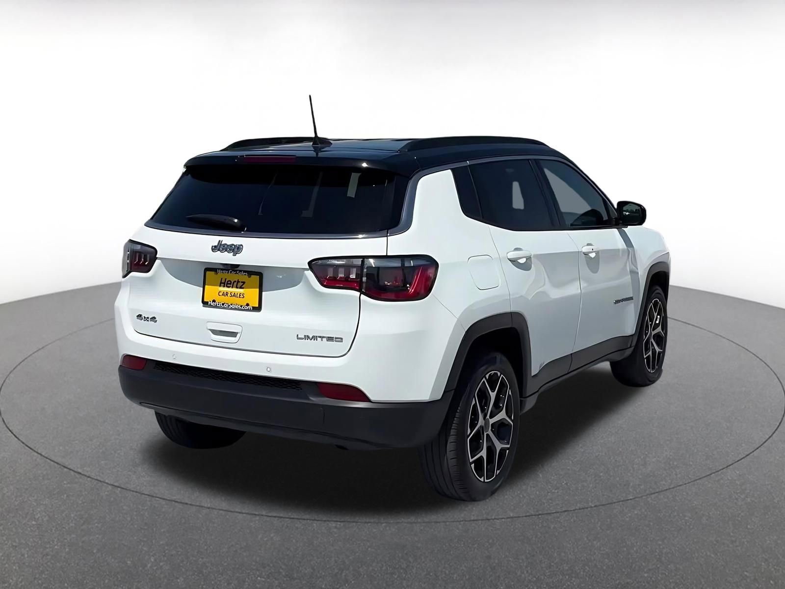 Used 2025 Jeep Compass Limited AWD/4WD image 14
