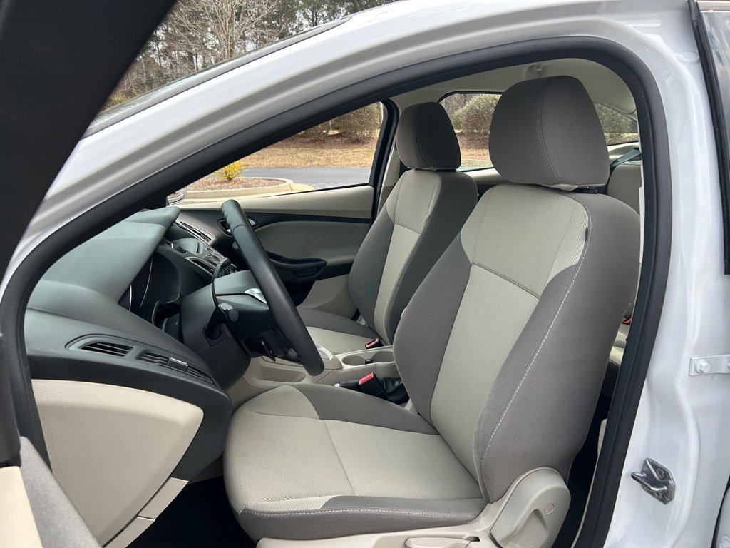 Used 2013 Ford Focus SE image 28
