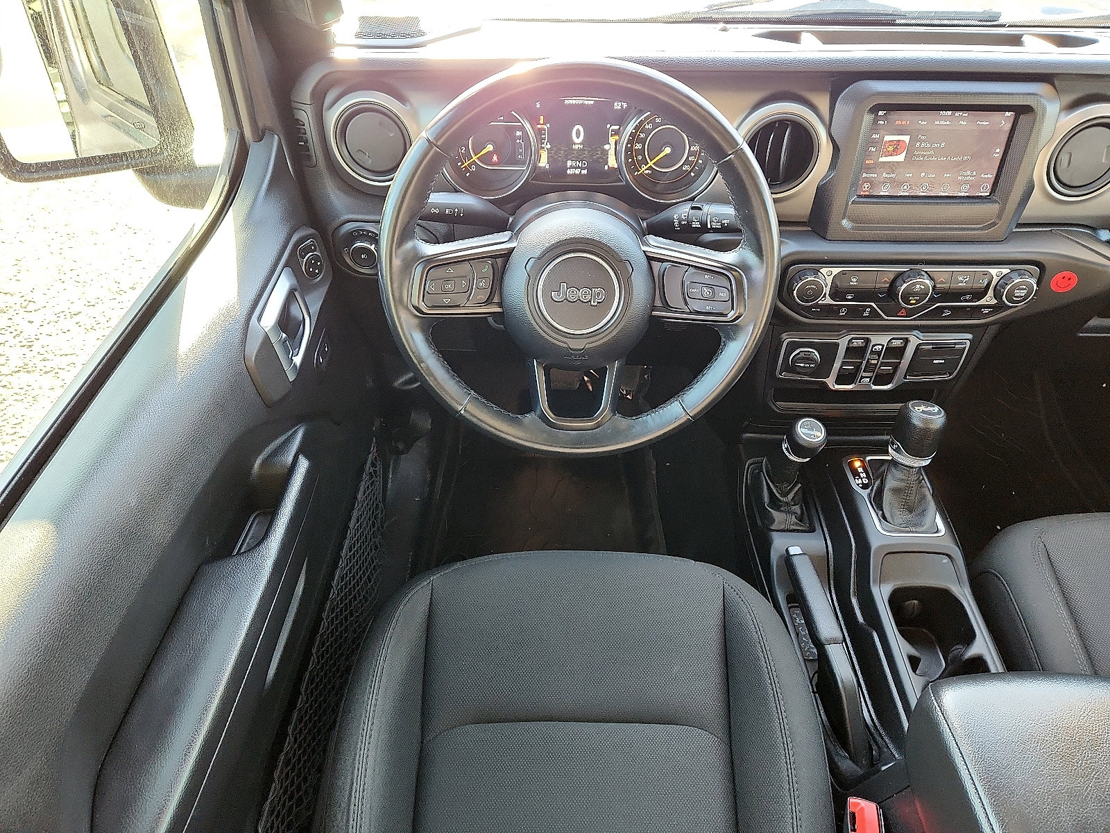 Used 2018 Jeep Wrangler Unlimited Sport S image 11