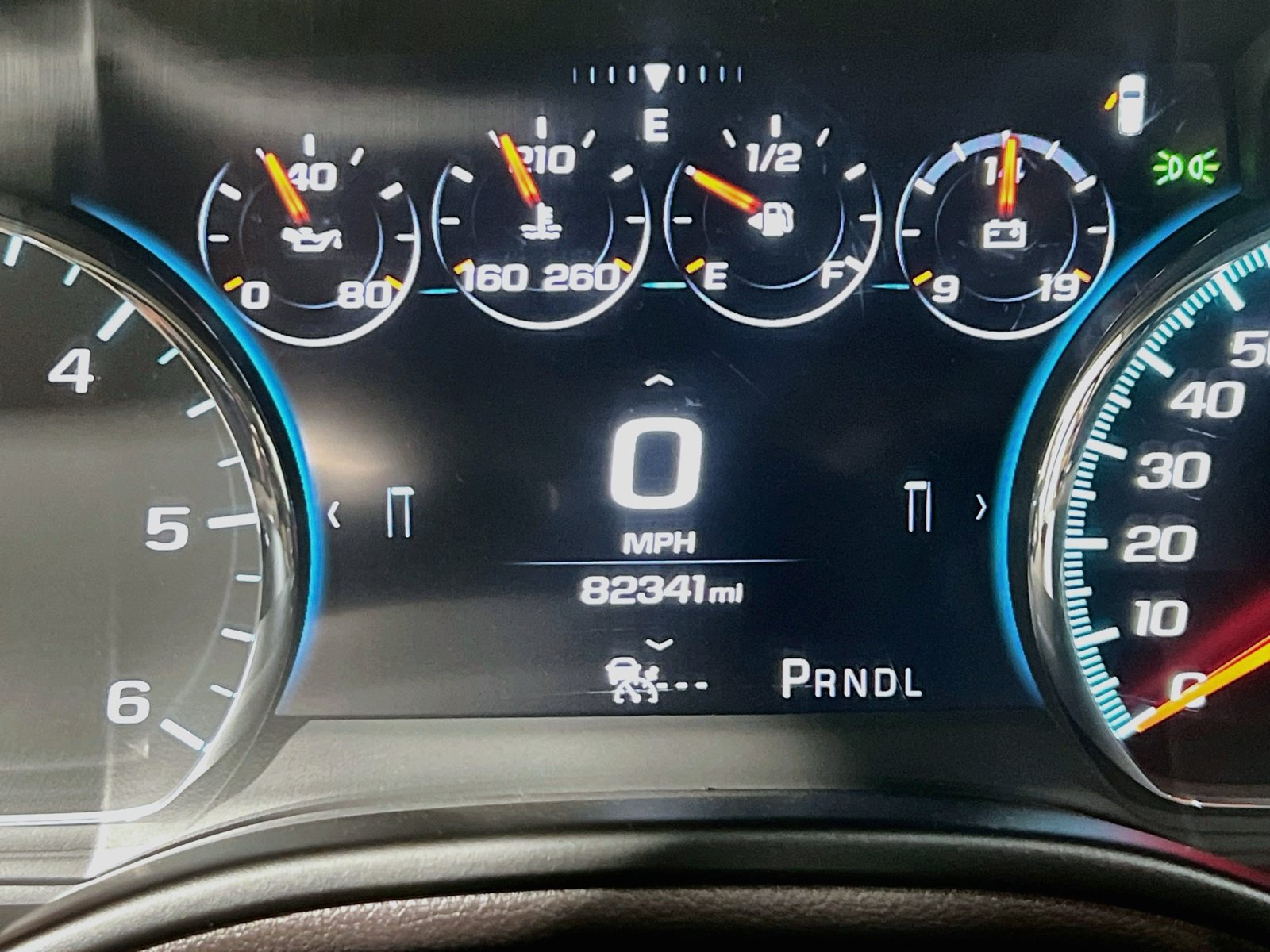 Used 2017 Chevrolet Suburban Premier AWD/4WD image 8