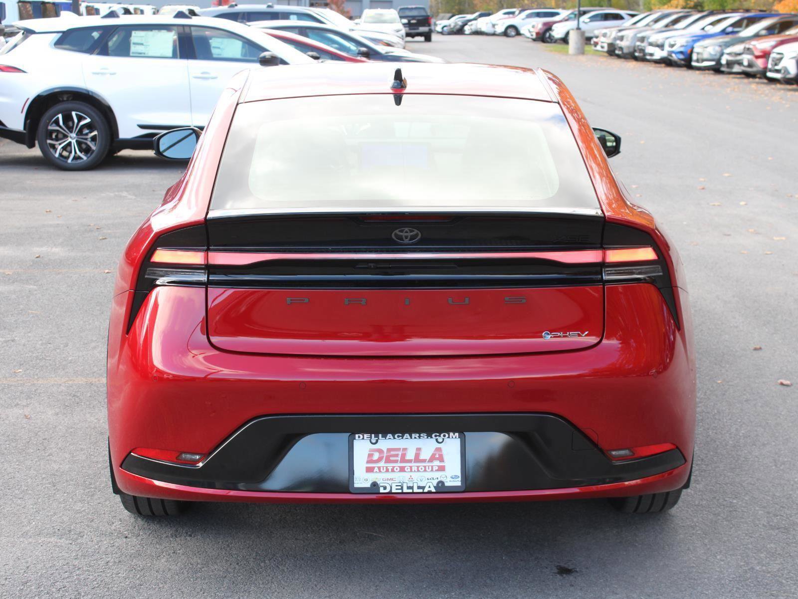 New 2026 Toyota Prius Plug-In Hybrid image 6