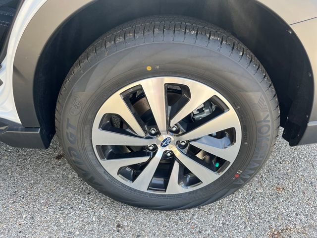 New 2025 Subaru Outback Premium image 20