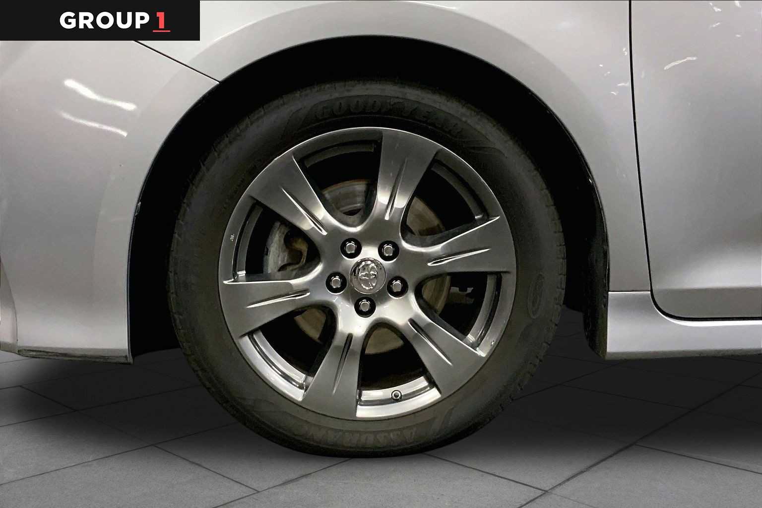 Used 2017 Toyota Sienna SE FWD image 11
