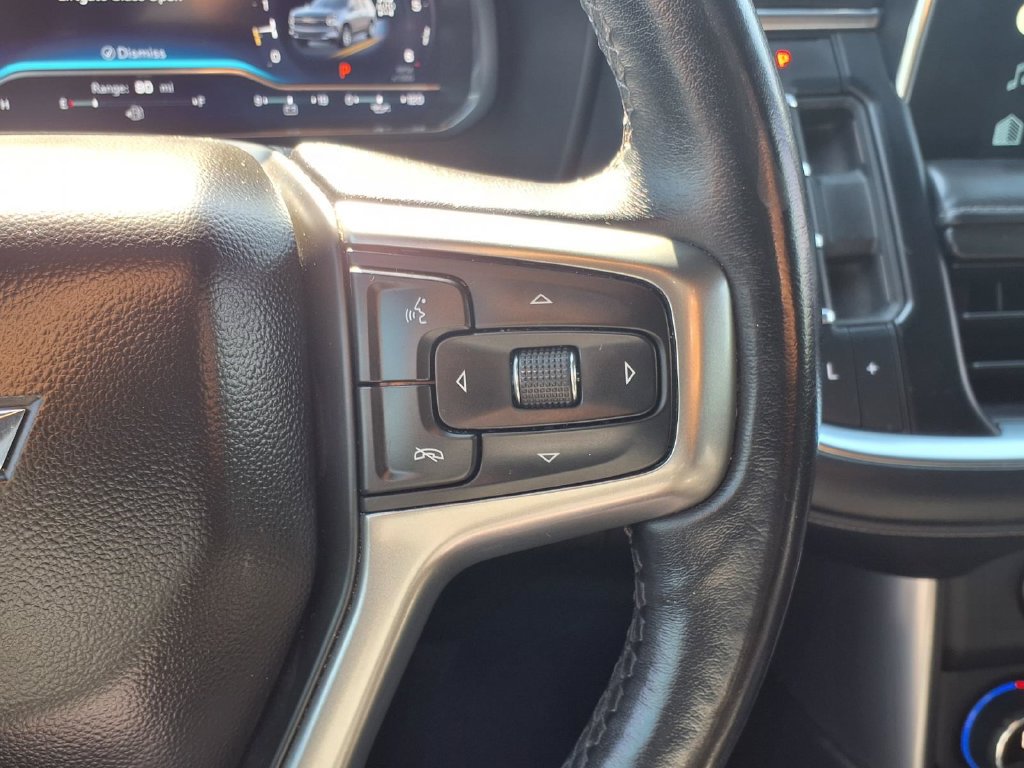 Used 2022 Chevrolet Tahoe Z71 w/ Luxury Package AWD/4WD image 19