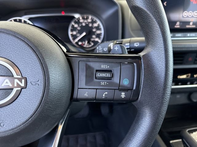 Used 2023 Nissan Rogue SV image 22