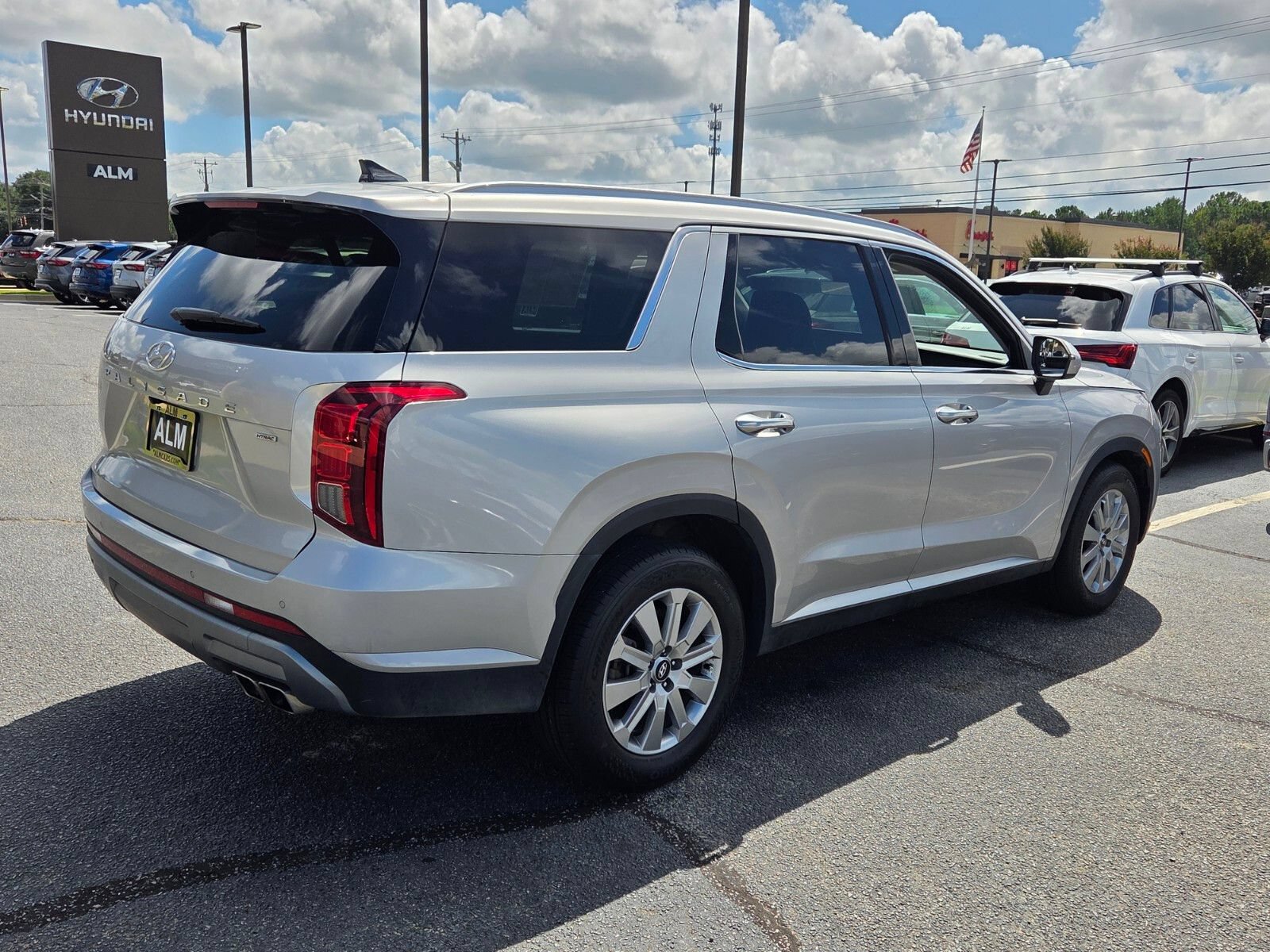 Used 2025 Hyundai Palisade SEL AWD/4WD image 13