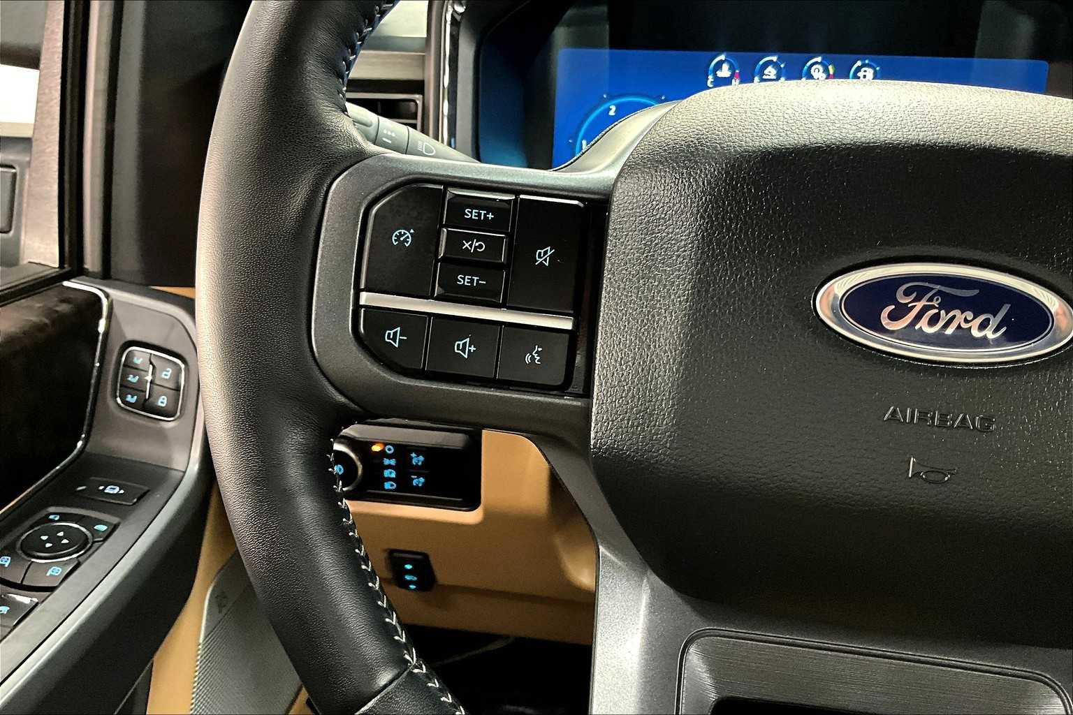 Used 2024 Ford F350 Lariat image 20