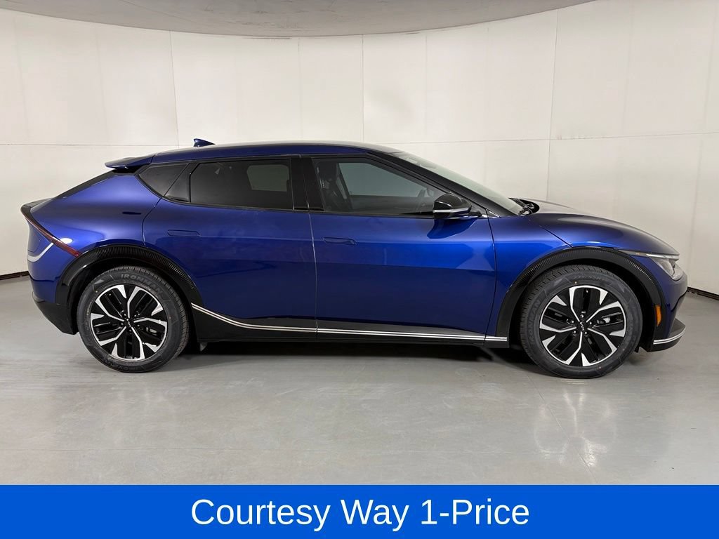 Used 2023 Kia EV6 Wind AWD/4WD image 12