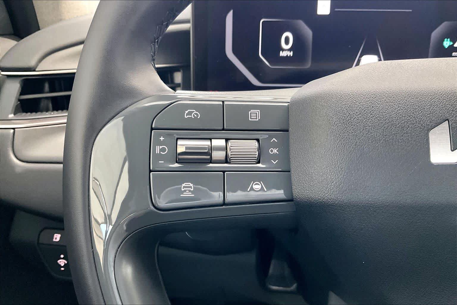 Used 2024 Kia EV9 Light Long Range RWD image 23