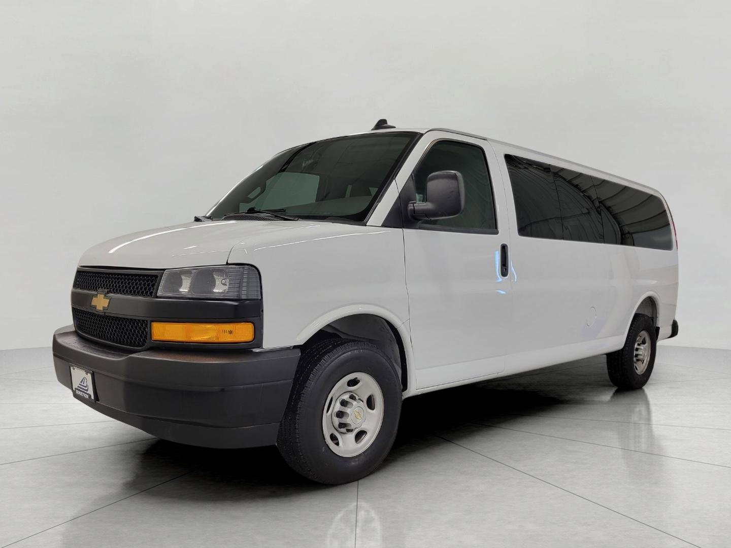 Used 2025 Chevrolet Express 3500 LS image 13