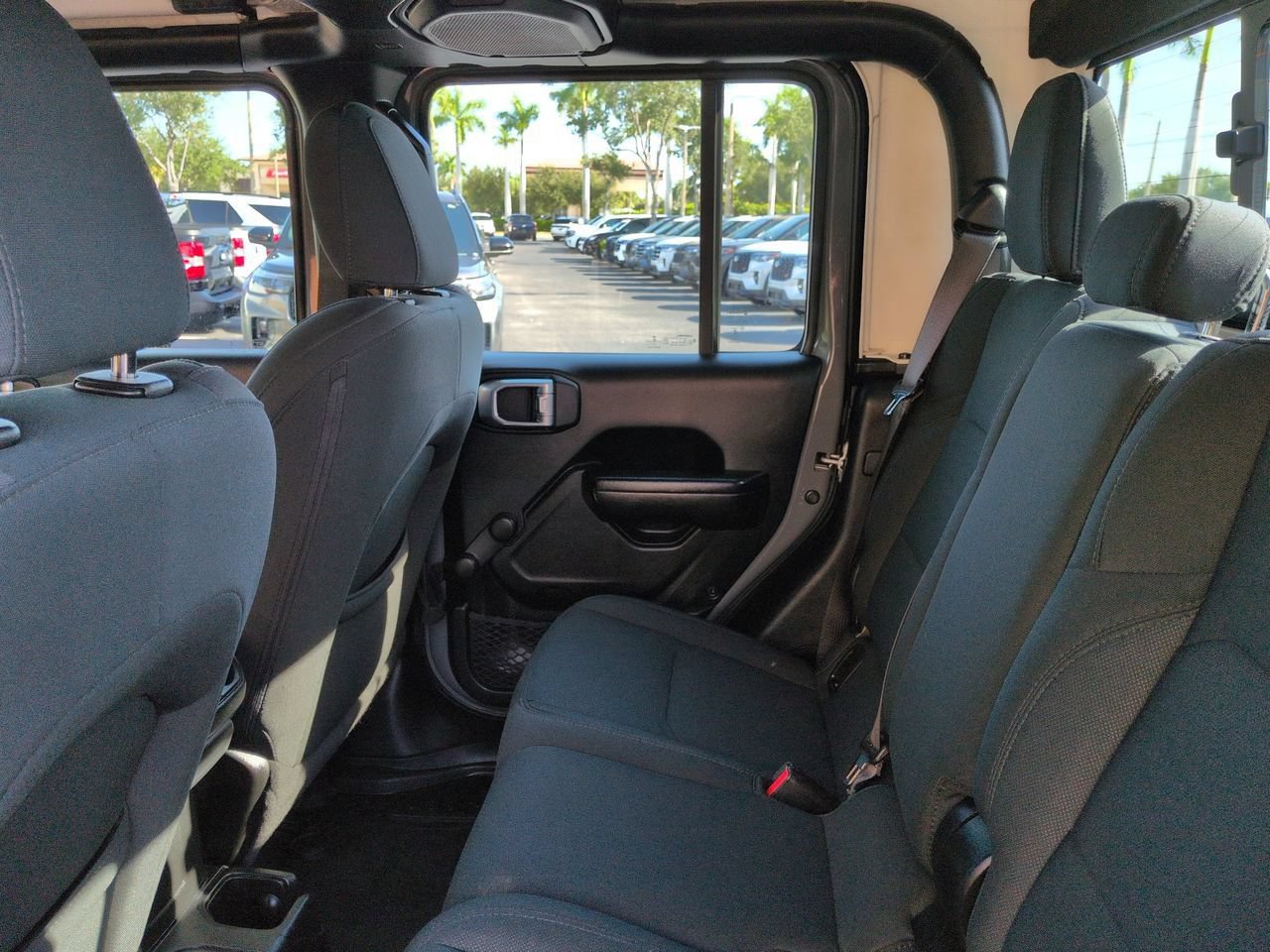 Used 2021 Jeep Gladiator Sport AWD/4WD image 14